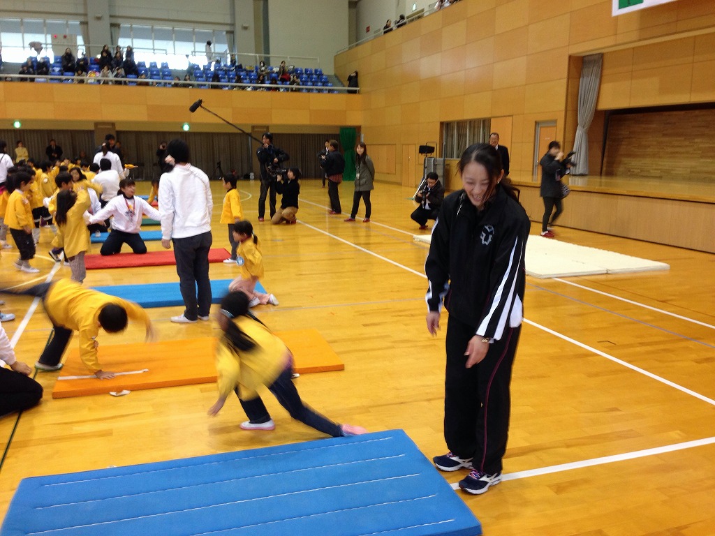 田中理恵さんのお話し会と体操教室 杉の子幼稚園 学校法人恵峰学園 中津川市